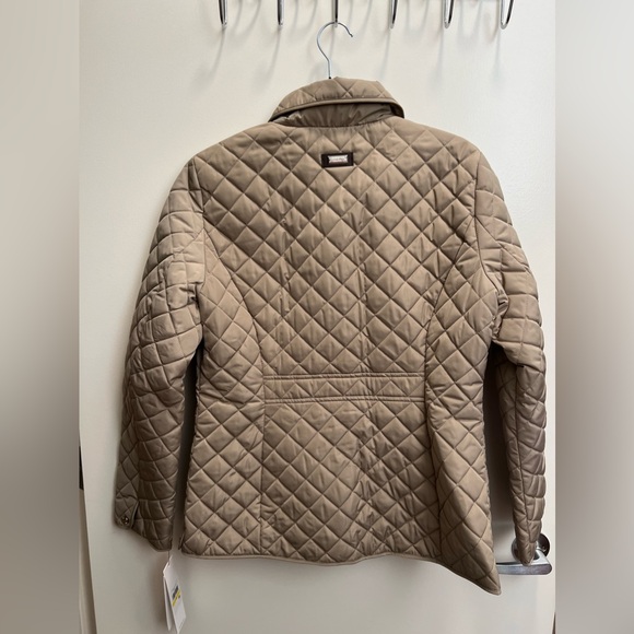 Calvin Klein Quilted Water Resistant Short Jacket - Picture 2 of 2